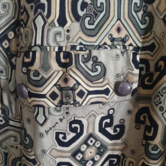 Elegant Vintage Black Tan And Green Patterned Dress 💯 Silk - Picture 6 of 9